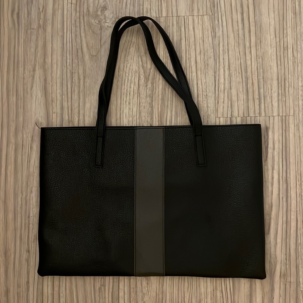 Vince Camuto black with grey strip tote inside pocket for phone and keys